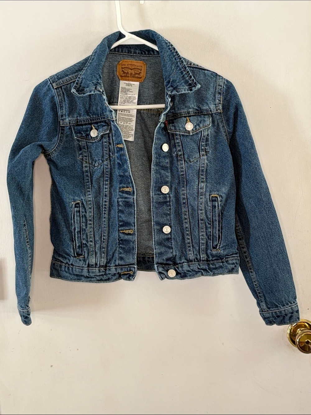 Levi's medium wash denim jean jacket truckers jacket Size 12-13 years